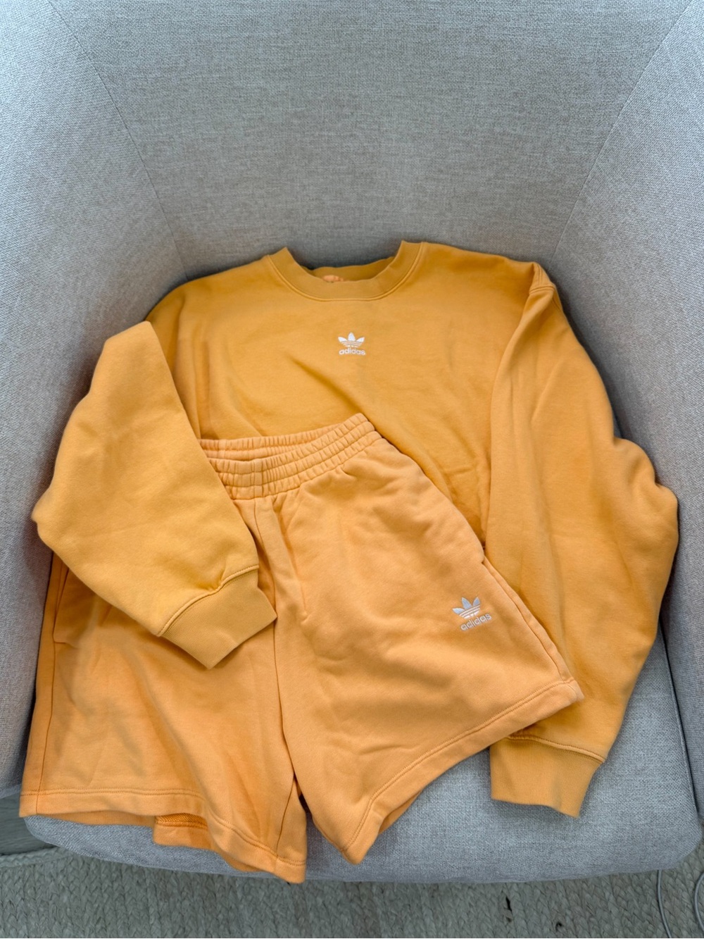 NWOT Adidas Originals Cropped Sweatshirt and Knit Sweatshorts in Creamsicle